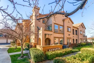 Photo #2: 224130182 Listing 