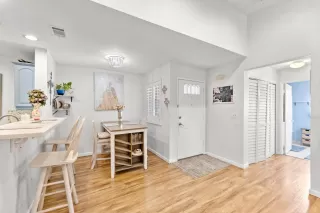 Photo #4: 224130528 Listing 