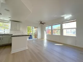 Photo #3: 224130548 Listing 
