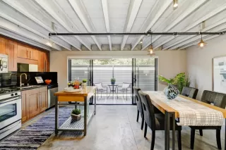 Photo #1: 224130697 Listing 