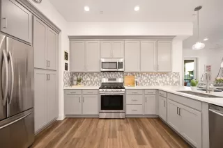 Photo #4: 224130911 Listing