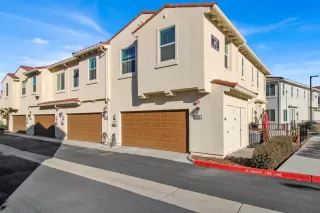 Photo #1: 224132430 Listing 