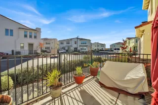 Photo #5: 224132430 Listing 