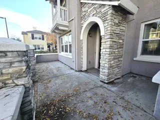 Photo #2: 224133125 Listing 