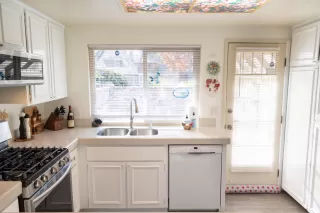 Photo #4: 224133499 Listing