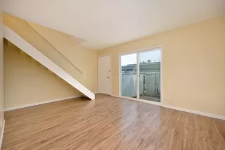 Photo #5: 224152358 Listing 