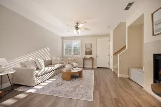 Photo #4: 224153098 Listing 
