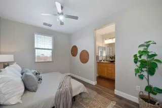 Photo #4: 224153886 Listing 