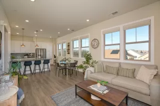 Photo #5: 225000216 Listing