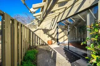 Photo #3: 225000250 Listing 