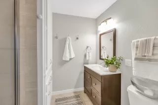 Photo #3: 225000303 Listing 