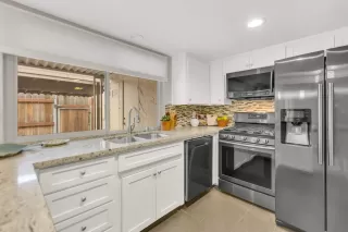 Photo #6: 225000303 Listing 