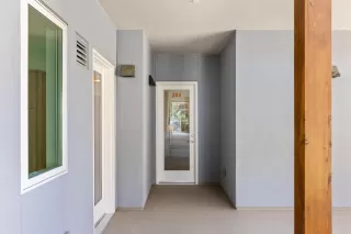 Photo #3: 225000463 Listing