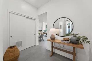 Photo #5: 225000463 Listing