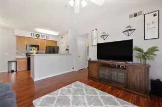 Photo #3: 225000481 Listing