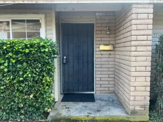 Photo #1: 225000891 Listing