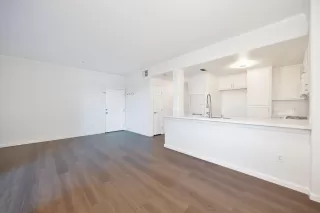 Photo #1: 225001801 Listing