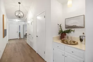 Photo #2: 225003329 Listing