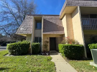 Photo #3: 225003537 Listing