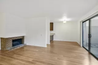Photo #4: 225003561 Listing