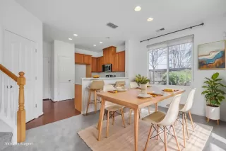 Photo #5: 225004538 Listing 