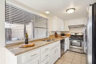 Photo #6: 225004938 Listing 