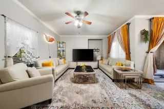 Photo #4: 225005980 Listing 