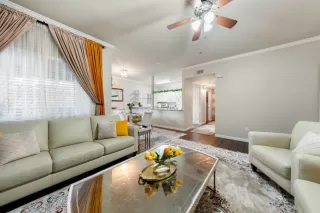 Photo #6: 225005980 Listing 