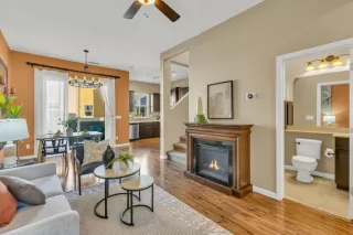 Photo #3: 225006371 Listing