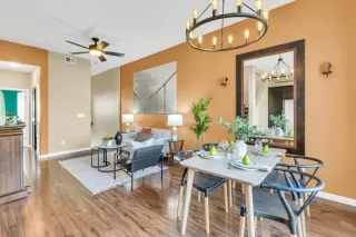 Photo #6: 225006371 Listing