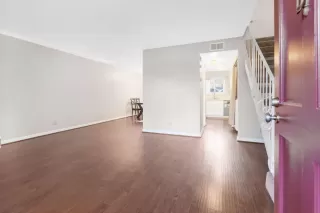 Photo #3: 225006958 Listing 