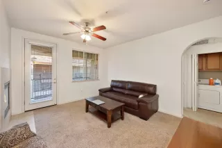 Photo #5: 225007357 Listing