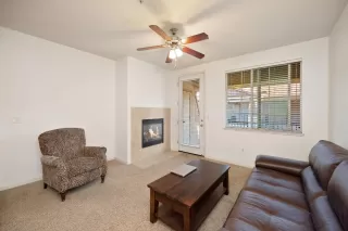 Photo #6: 225007357 Listing