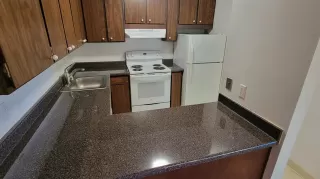 Photo #4: 225007399 Listing