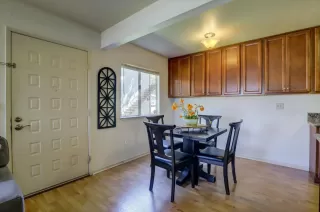 Photo #5: 225007564 Listing 