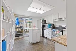 Photo #3: 225008210 Listing 