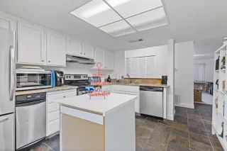 Photo #4: 225008210 Listing 