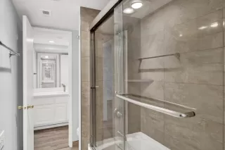 Photo #5: 225008258 Listing