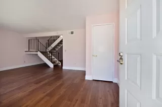 Photo #3: 225008597 Listing 