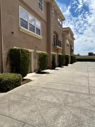 Photo #2: 225008672 Listing 