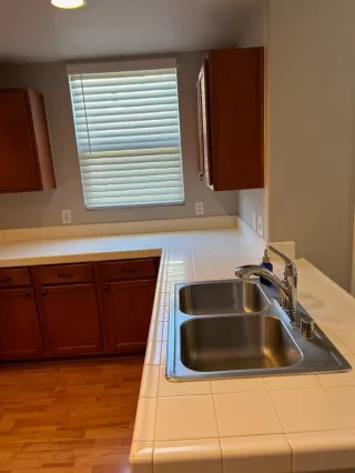 Photo #6: 225008672 Listing 