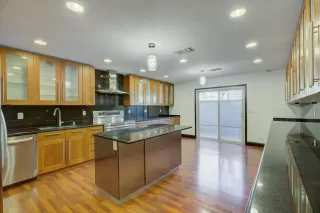 Photo #6: 225008978 Listing