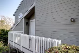 Photo #1: 225009177 Listing