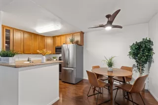 Photo #5: 225009220 Listing 