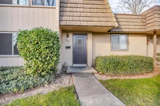 Photo #1: 225009587 Listing