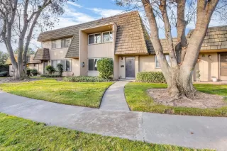 Photo #2: 225009587 Listing