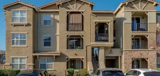 Photo #1: 225009592 Listing