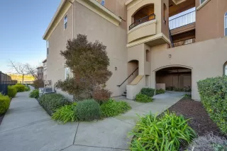 Photo #1: 225010566 Listing