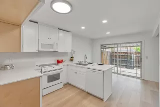 Photo #6: 225010743 Listing 