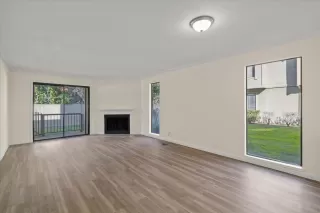 Photo #1: 225010832 Listing 